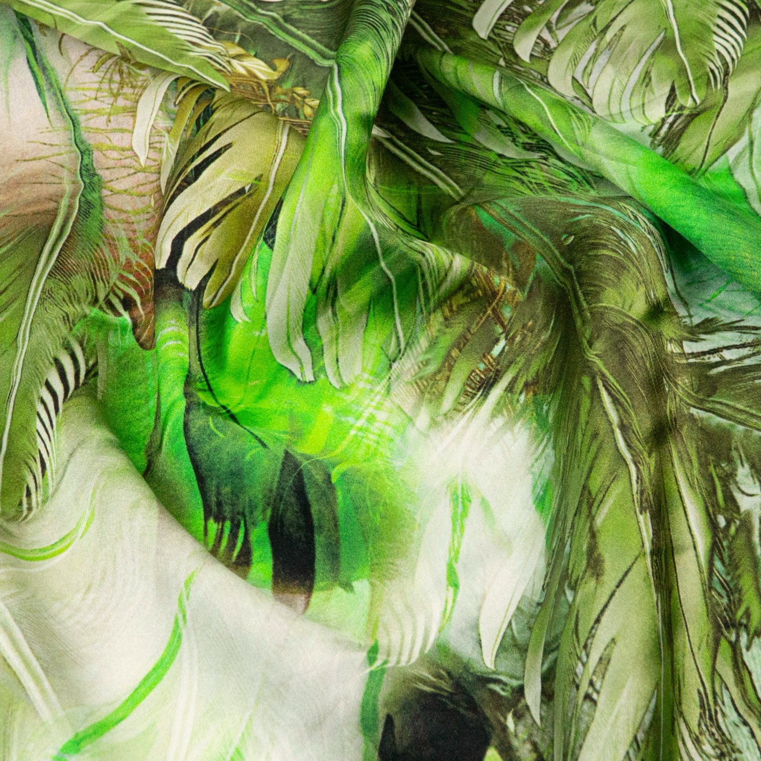 Seidenstoff, Satin, grüntöne, florale Motive – Bild 3