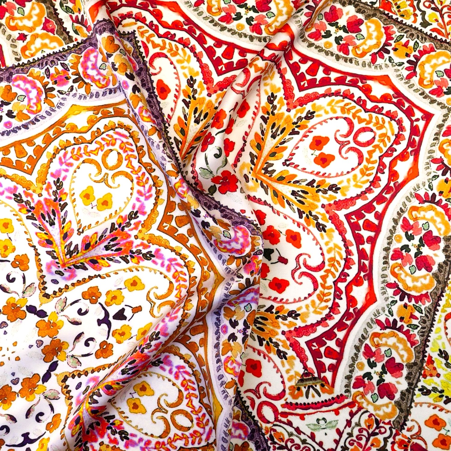 Seidenstoff, Satin, weiß, rot, orange, grün, ornamental gemustert